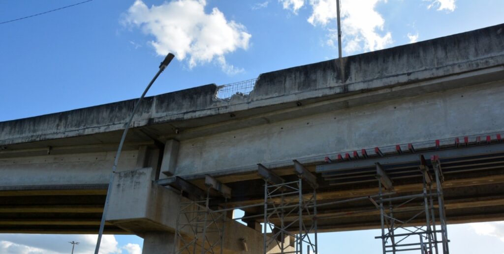 Iniciada demolição do viaduto da Cidade Nova