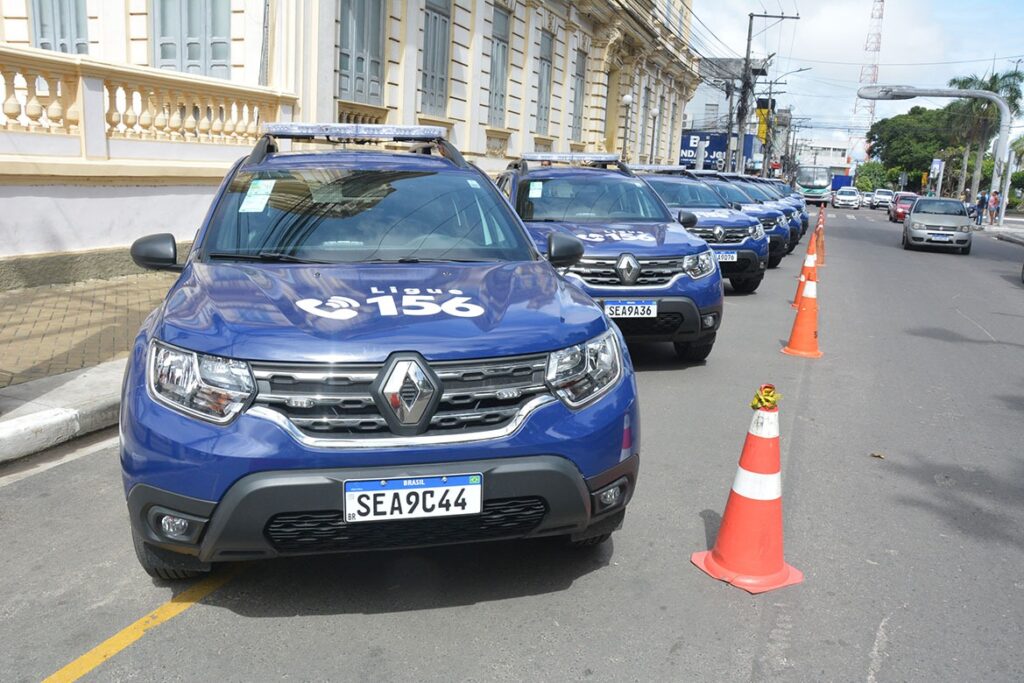 Guarda Municipal de Feira recebe 10 novas viaturas