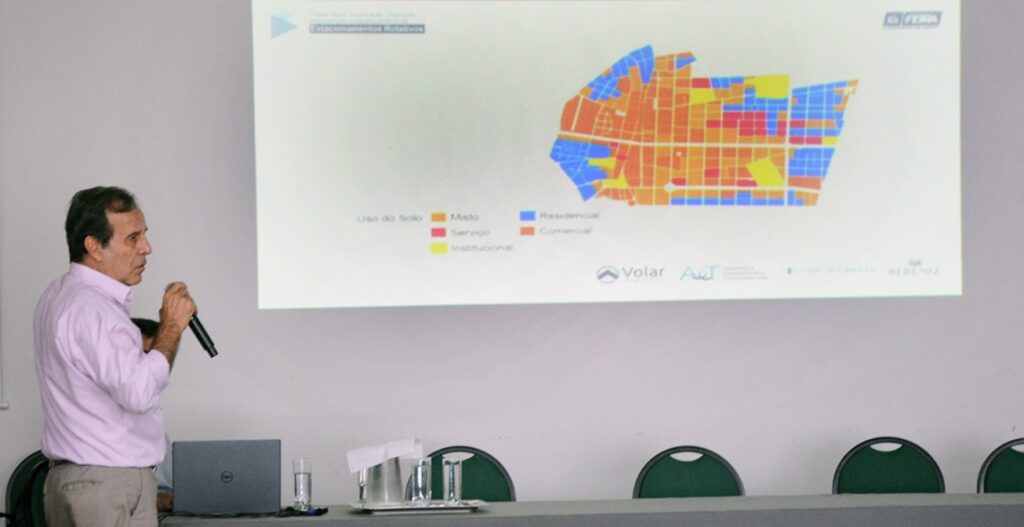 Zona Azul de Feira terá mais de 8 mil vagas para carros e motos, com tarifa a partir de R$1,00