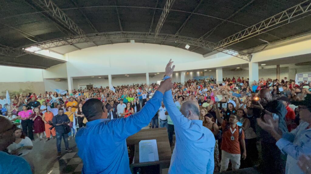 Paulão do Caldeirão lança pré-candidatura e oficializa apoio a José Ronaldo