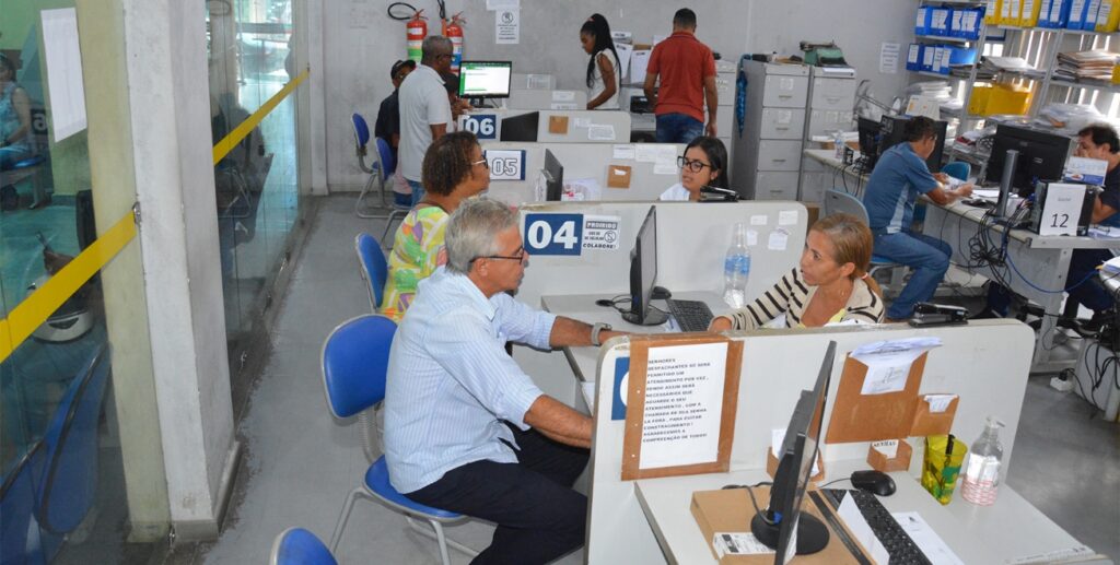 Repartições públicas municipais reabrem na terça-feira