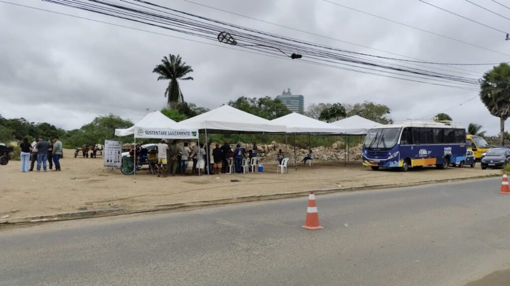 Cadastramento obrigatório de carroceiros começou nesta quinta em Feira