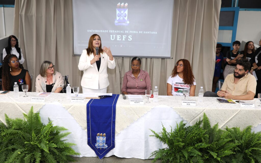 Aula Magna do semestre 2024.2 na Uefs aborda temas de relevância global e local