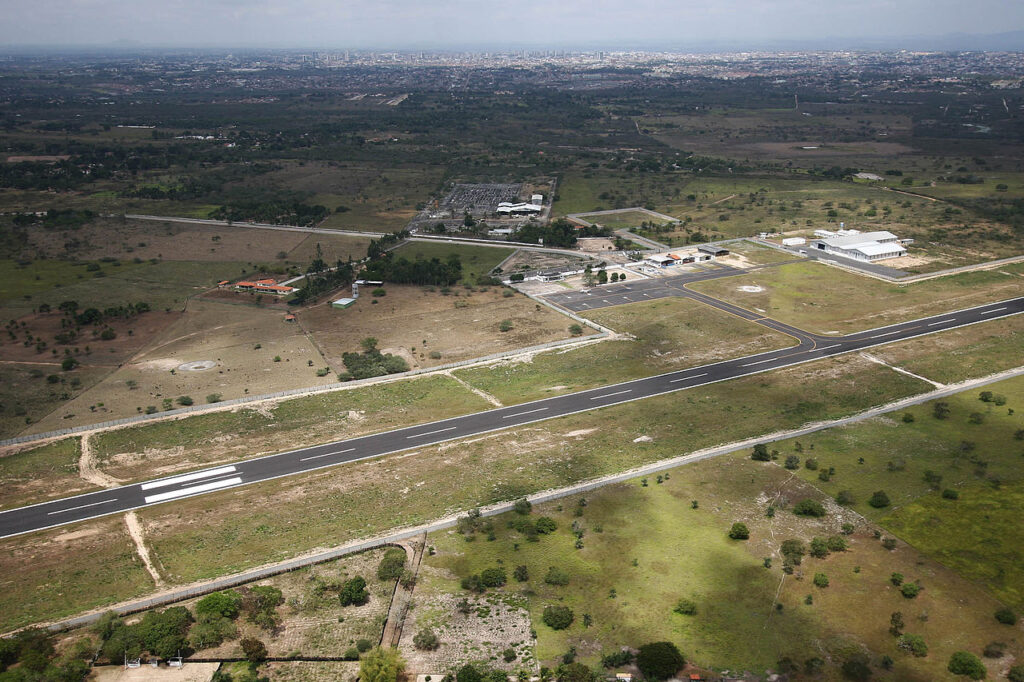 Desapropriações avançam e Aeroporto de Feira de Santana terá nova ampliação para voltar a receber voos