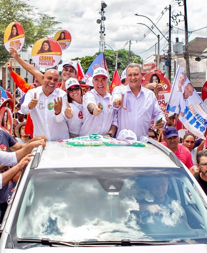 Chegou a hora de Feira dar uma oportunidade a Zé Neto”, diz ministro Rui Costa, durante caminhada