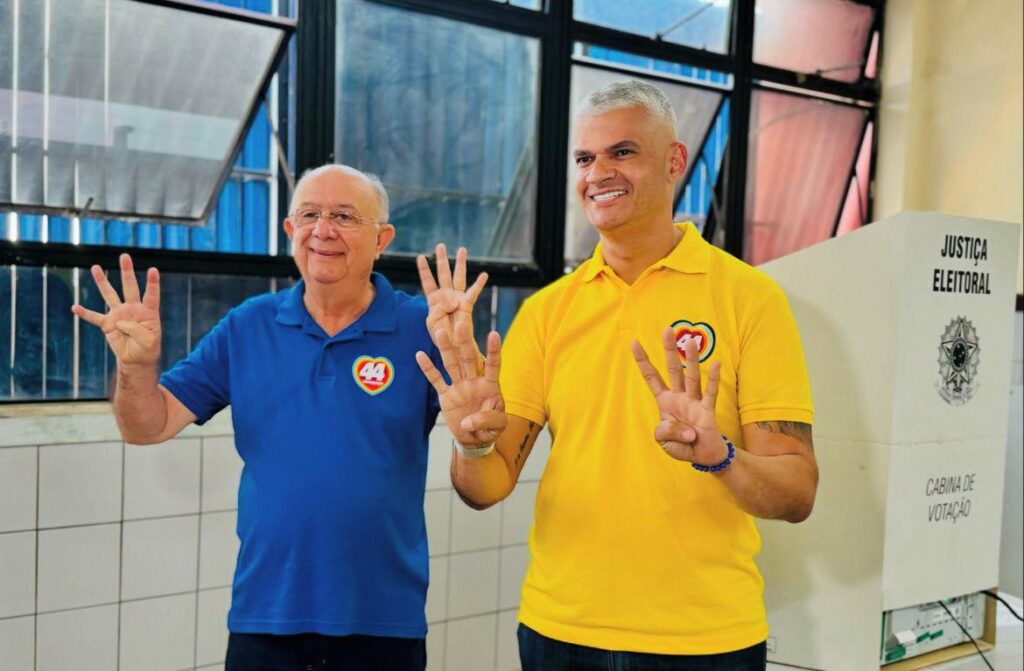 Zé Ronaldo vence Zé Neto e é eleito prefeito de Feira de Santana no primeiro turno com 50,36% dos votos